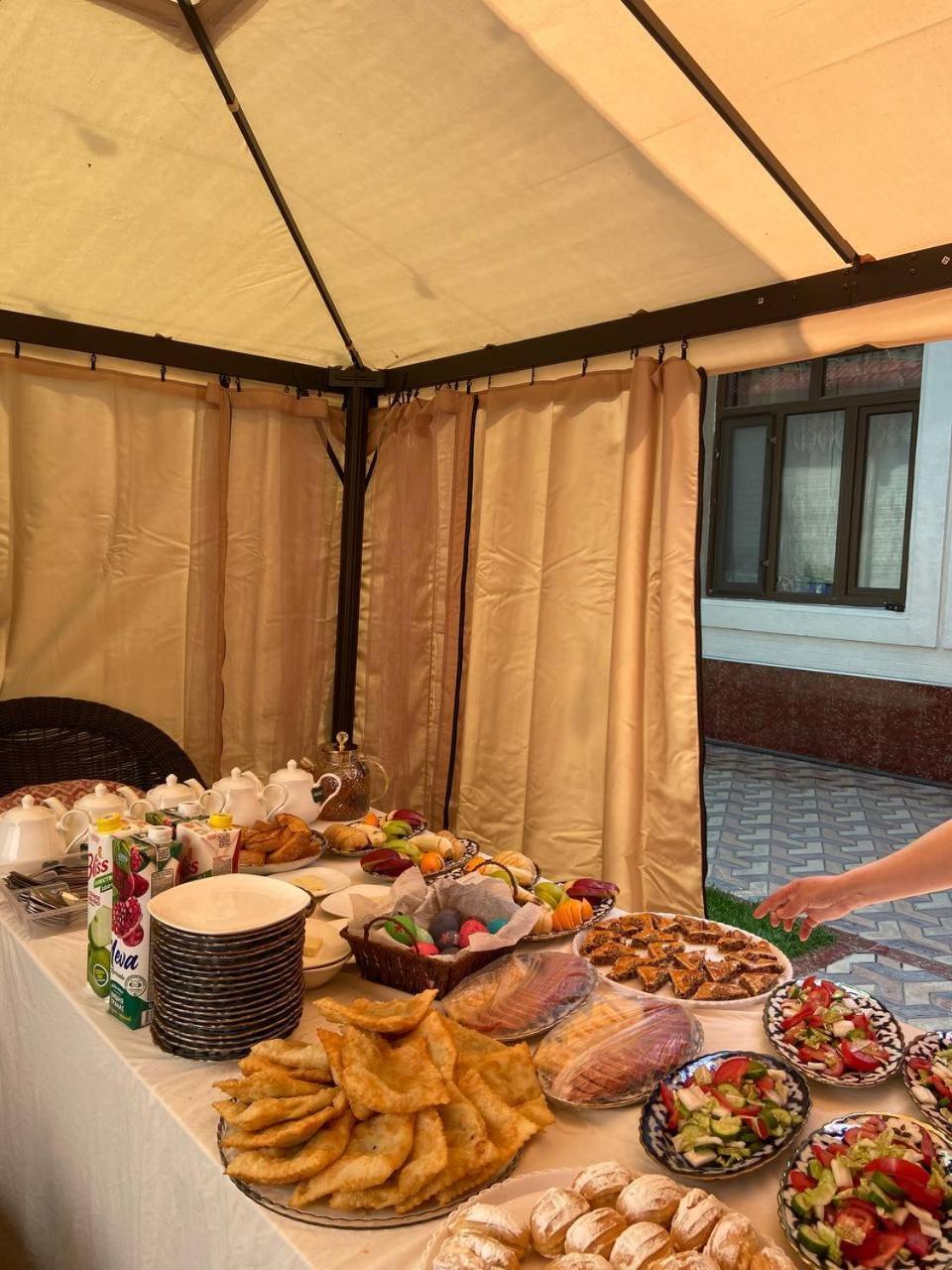 Uyut Inn Hotel Samarkand Esterno foto